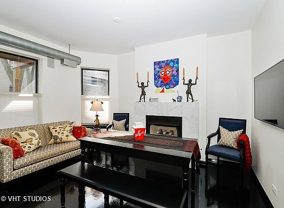 5th image of 1021 W Balmoral Ave #1B