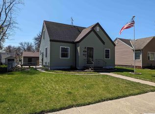 941 11th St NE, Mason City, IA 50401