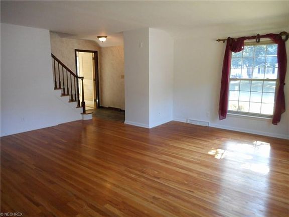 3rd image of 2881 Cedar Hill Rd