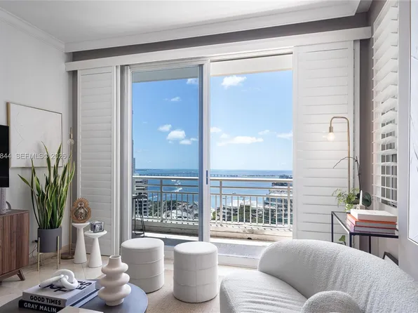 888 Brickell Key Dr, Miami, FL