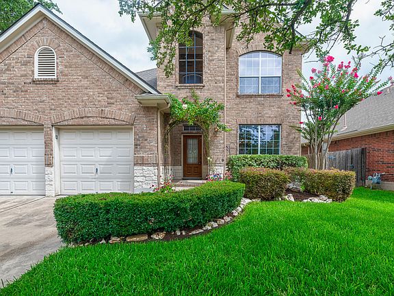 2nd image of 2105 Burnie Bishop Pl