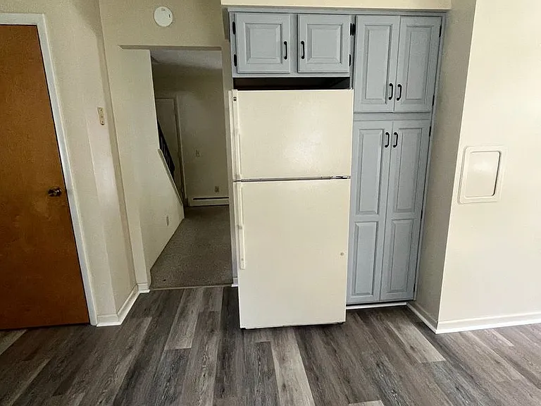 110 Hillary Dr — Photo 5