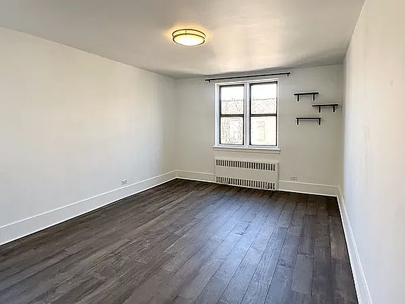 5th image of 2420 Morris Ave #6AA
