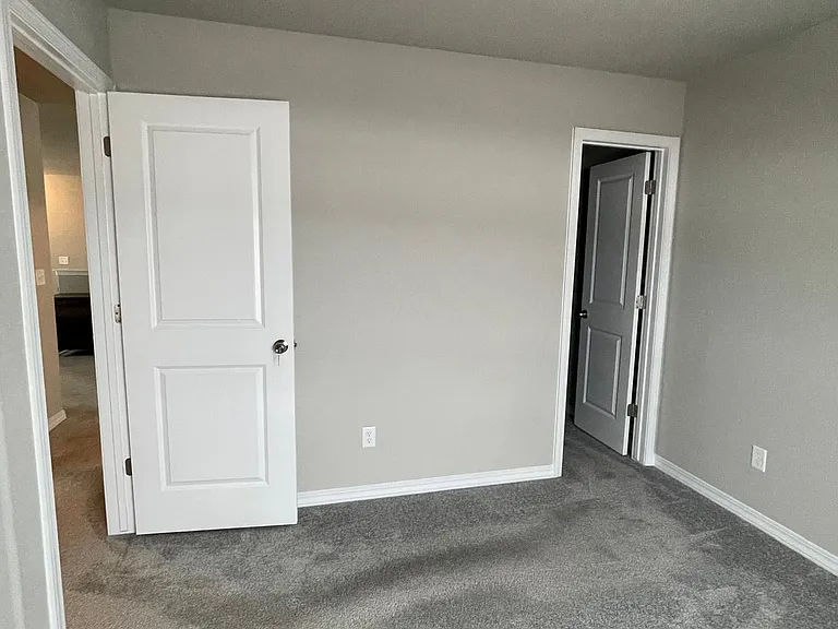 8658 Blue Feather Loop — Photo 14