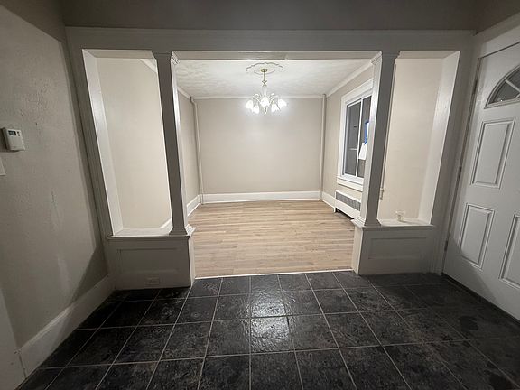 3rd image of 510 N Rebecca Ave