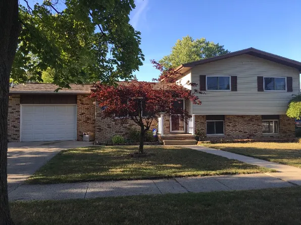 1401 Mercer St, Essexville, MI 48732