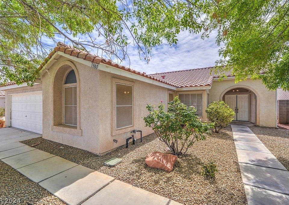 1st image of 1301 Deer Horn Ln