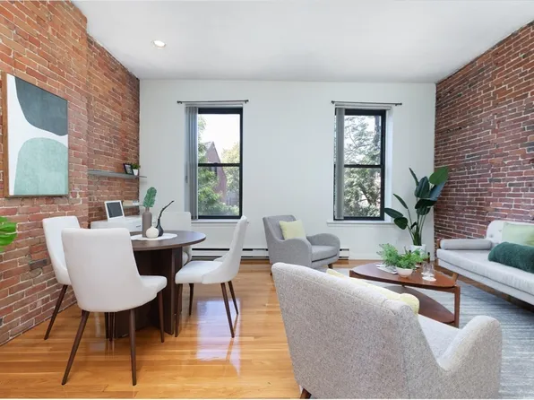 17 Dwight St APT 3, Boston, MA 02118