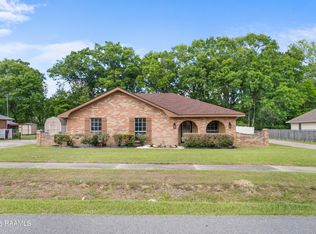 119 Terry Dr, Lafayette, LA 70501