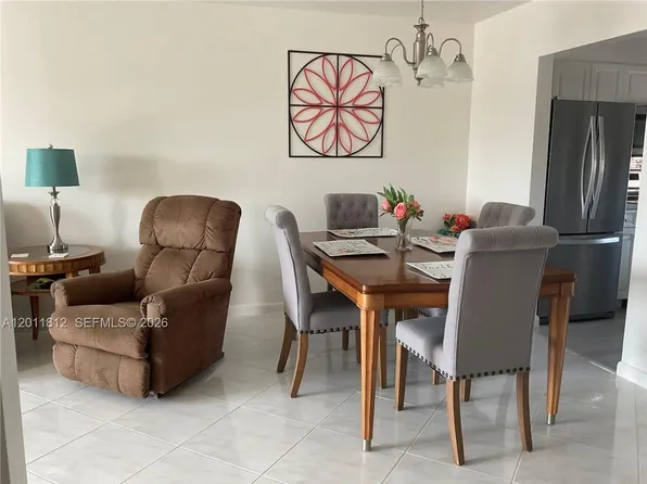 9350 Sunrise Lakes Blvd APT 307, Sunrise, FL 33322