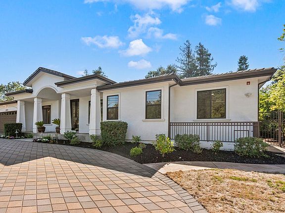 4th image of 14231 Douglass Ln
