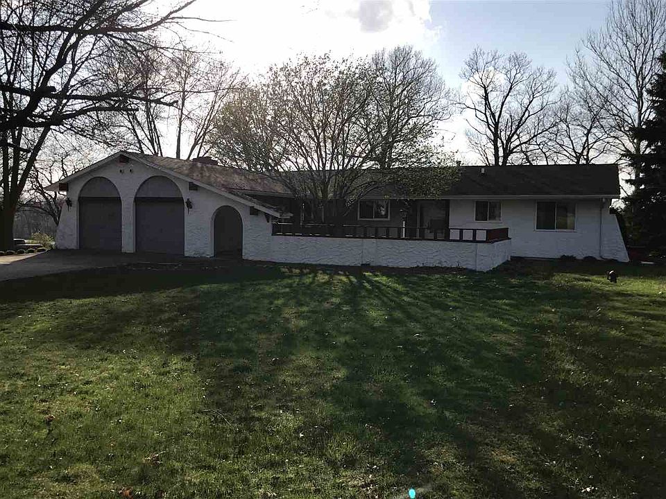 1st image of 16 Johnson Ct