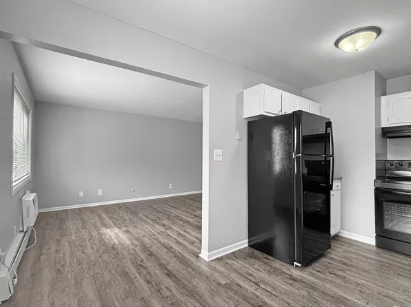 533 W 20th St APT 5, Holland, MI 49423
