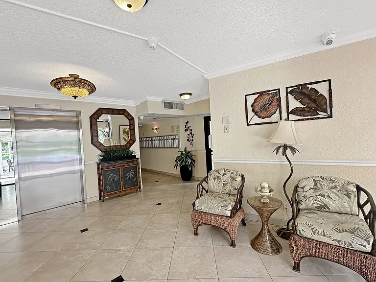 535 Oaks Dr #504 — Photo 24