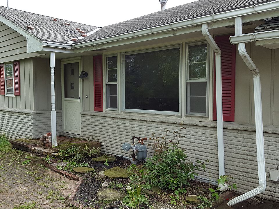 1st image of 16821 Bronze Heights Ln