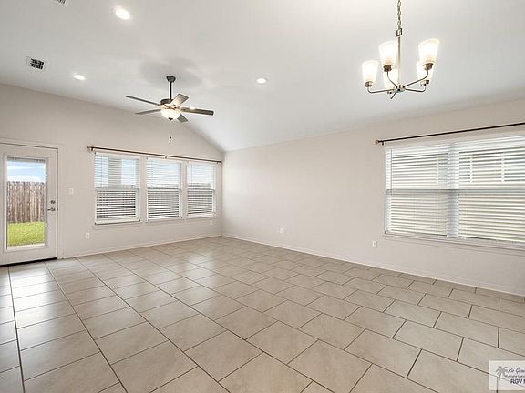 4th image of 2460 Thicket Ln