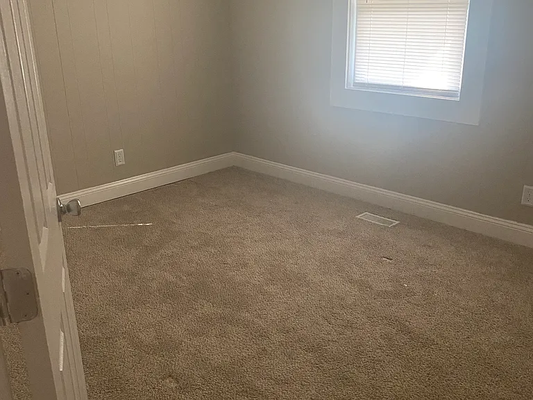 1131 Charlotte Ave — Photo 13