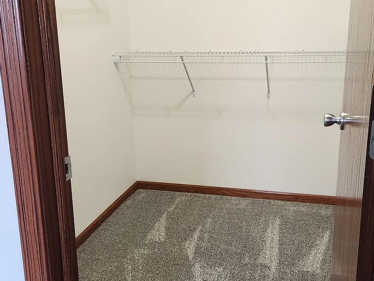 Primary walk-in-closet