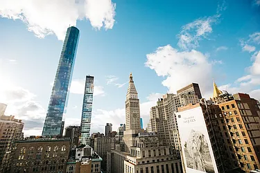 121 East 22nd Street, #N205