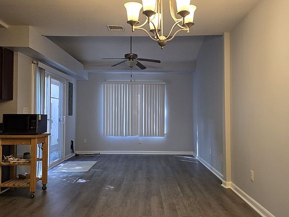 4th image of 5378 Palmyra Ct