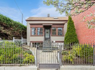 70 4th St, New Rochelle, NY 10801