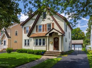 61 Netherton Rd, Rochester, NY 14609