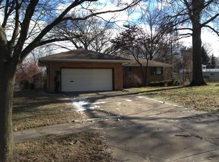 1820 Chipwood Ln NW, Grand Rapids, MI 49504