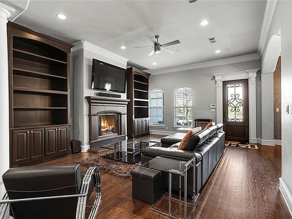 4th image of 1608 Pecan Crossing Dr
