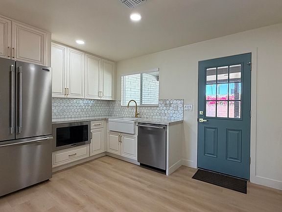 4th image of 1707 W HIGHLAND Avenue