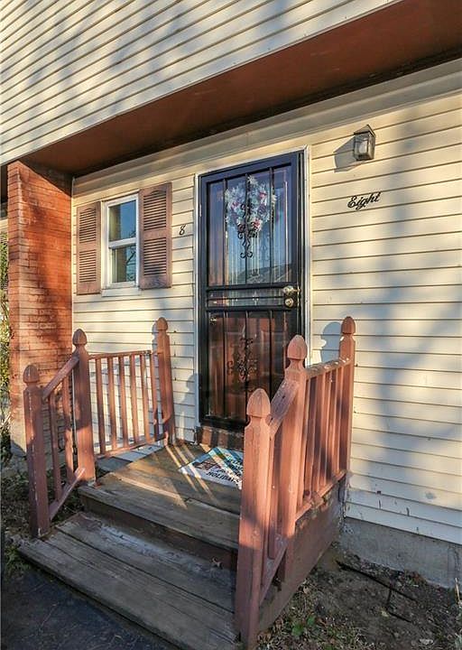 1st image of 8 Lynn St