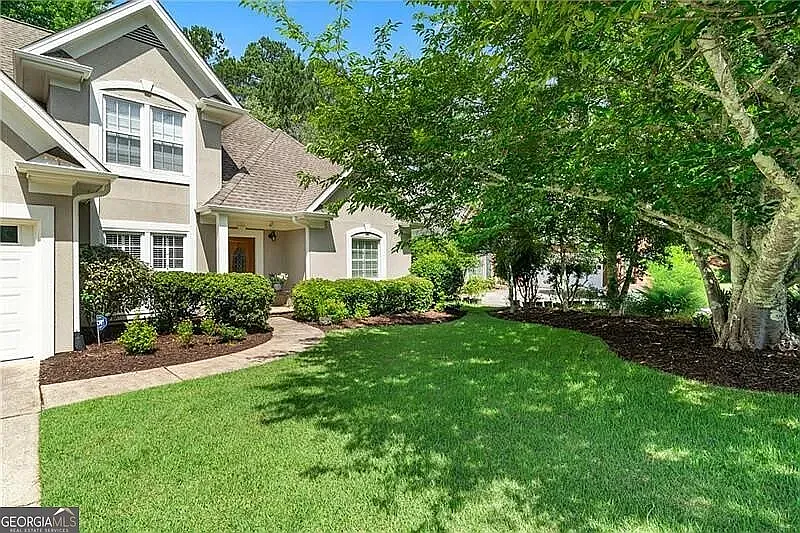 4 bed, 2365 sqft, $3,450 — Photo 2
