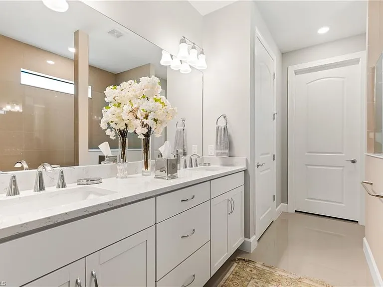 7763 Winding Cypress Dr — Photo 18