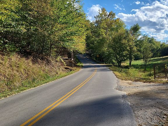 4th image of 2051 State Route 1107