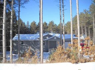 E10302 Greimel Rd, Baraboo, WI 53913