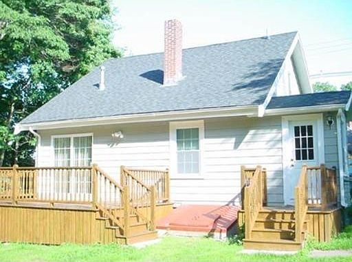 3rd image of 67 Parkview Ave