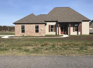 1002 Grand Loop, Breaux Bridge, LA 70517