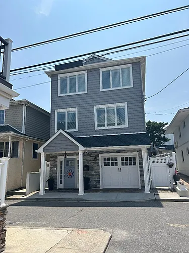 190 Oceanview St #2 Photo 1