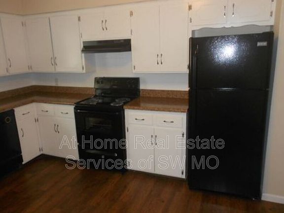 3rd image of 3356 E Southern Hills Blvd APT 2