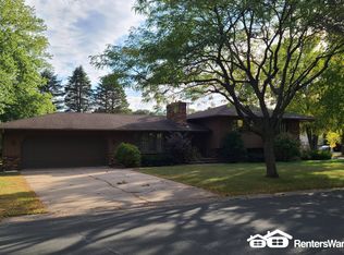 214 S Wasson Ln, River Falls, WI 54022