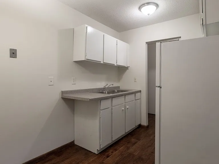 2626 Fremont Ave S — Photo 16