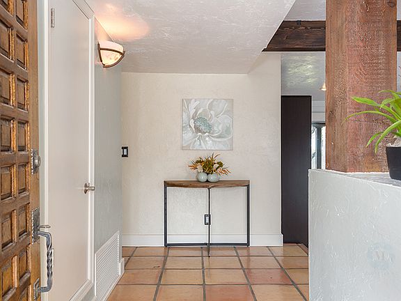 4th image of 3311 N Camino Suerte