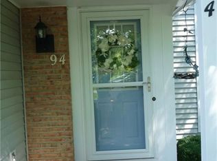 94 Eaglesfield Way, Fairport, NY 14450