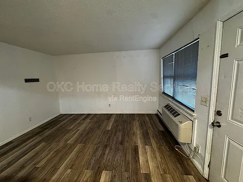 2502 NW 35th St #3S Photo 1