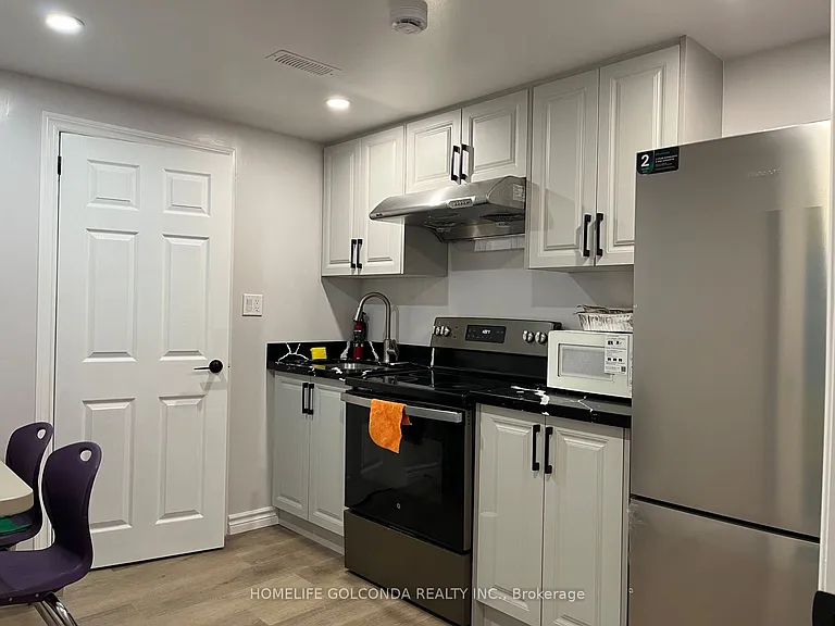 293 Dunforest Ave — Photo 5