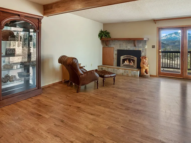590 Greenway Ct #A — Photo 7