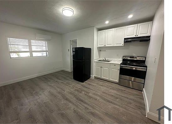 1st image of 840 NE 17th Ter APT 11B