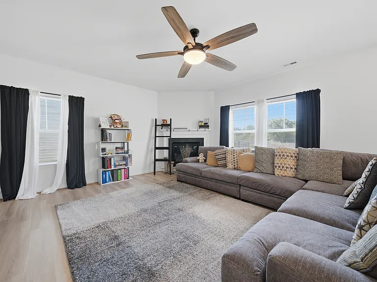 176 Norfleet Ln — Photo 23