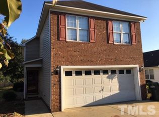 2021 McKinnon Dr, Clayton, NC 27520