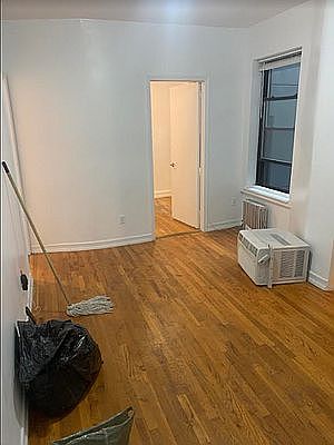3rd image of 530 E 13th St APT 15