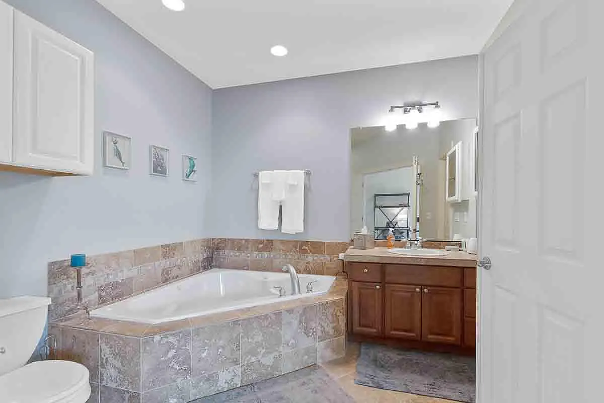 2 bed, 2.5 bath, 1568 sqft, $2,500 — Photo 4